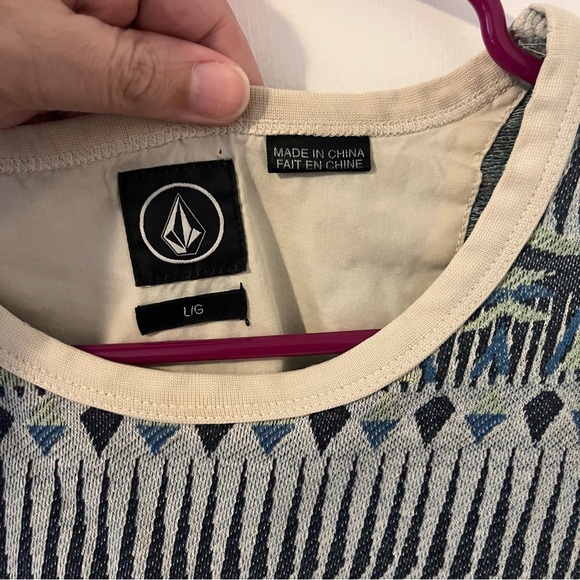 Volcom Knit Tee Men’s Large Blue Geometric Front Pocket - Picture 4 of 10